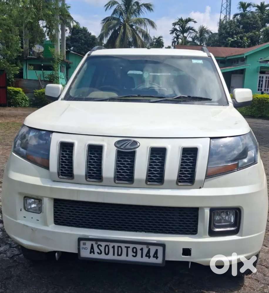 Mahindra Tuv 300 2018