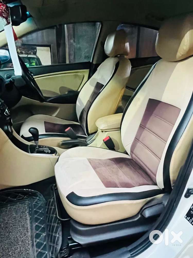 Hyundai Verna [ ] Fluidic 4s 1.6 Vtvt Sx At, 2017, Petrol