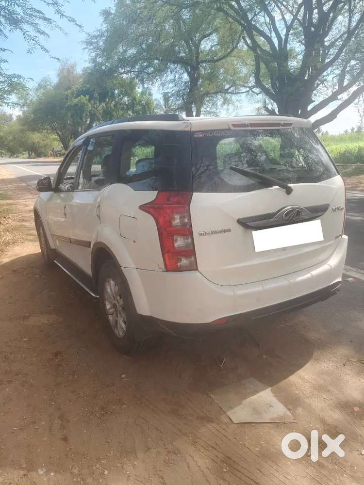 Mahindra Xuv500 2017 Diesel 1st Owner
