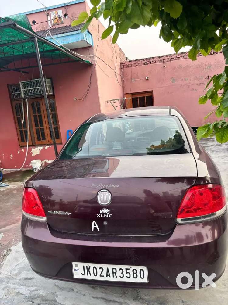 Fiat Linea 2011 Petrol 95000 Km Driven