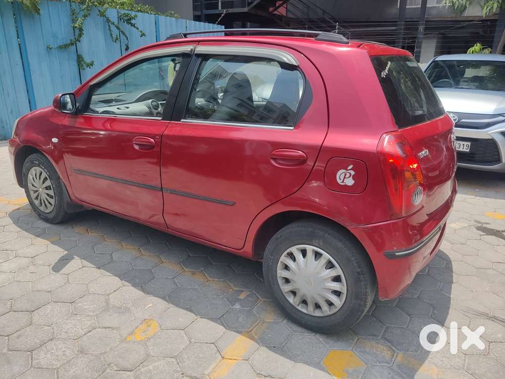 Toyota Etios Liva 2011-2012 G, 2011, Petrol