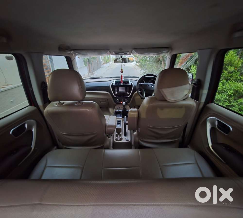 Mahindra Tuv 300 Mhawk100 T8, 2017, Diesel