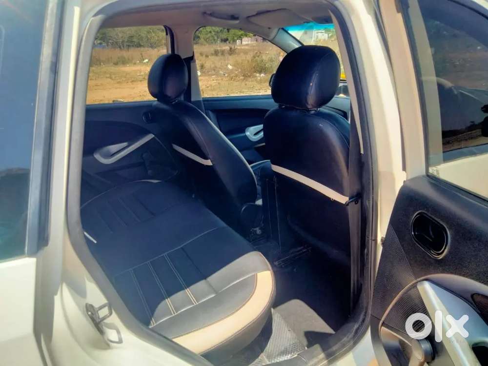 Ford Figo 2012 Diesel 97950 Km Driven