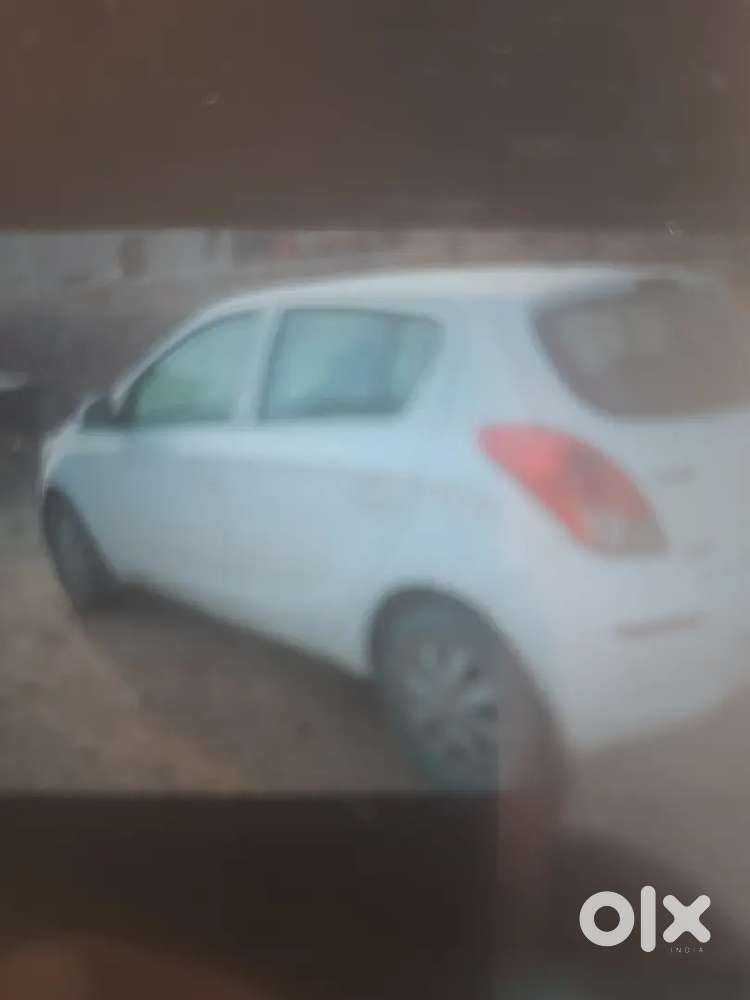 Hyundai I20 2012 Diesel 140000 Km Driven