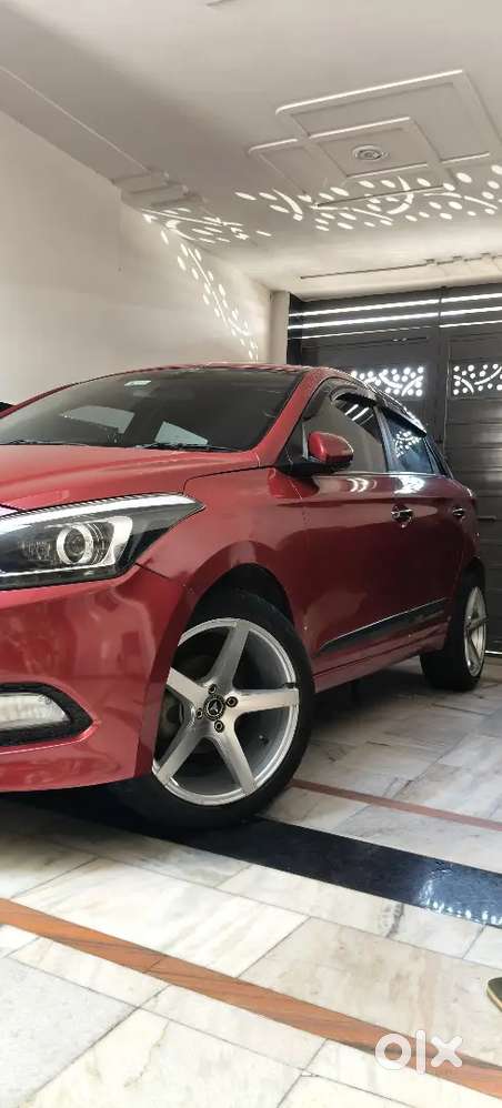 Hyundai I20 2016 Diesel 75000 Km Driven With Alloy