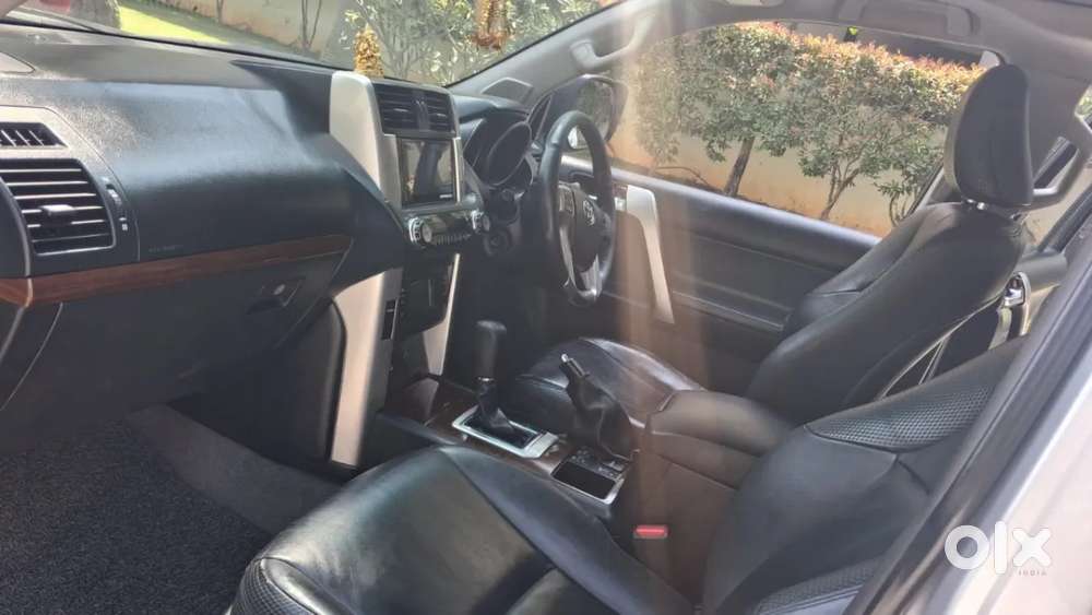 Toyota Land Cruiser Prado Vx L, 2011, Diesel