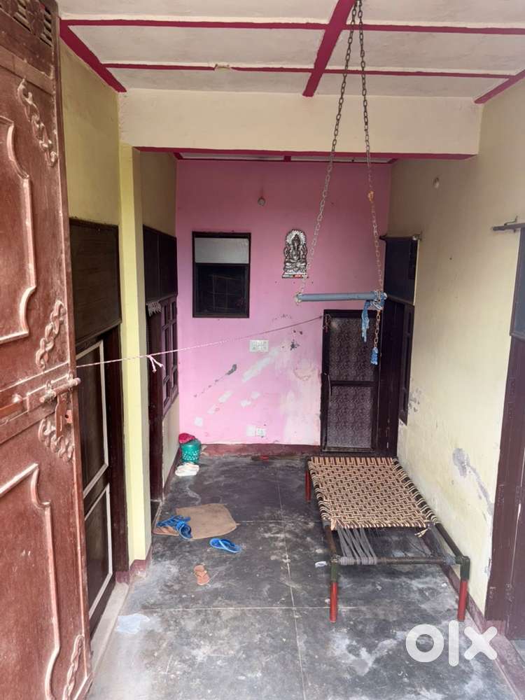 Room available for rent Location Trilokpur