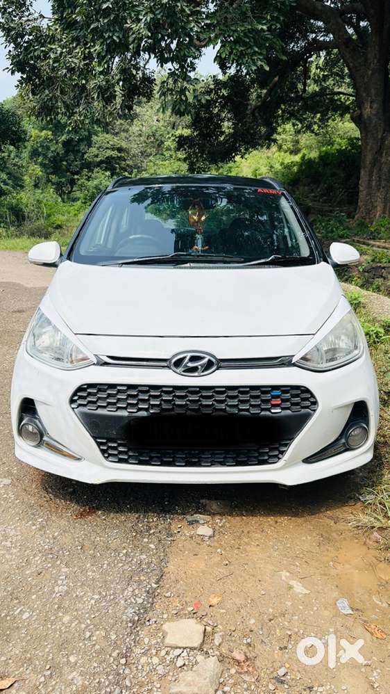 Hyundai Grand I10 2017 Petrol Well Maintained