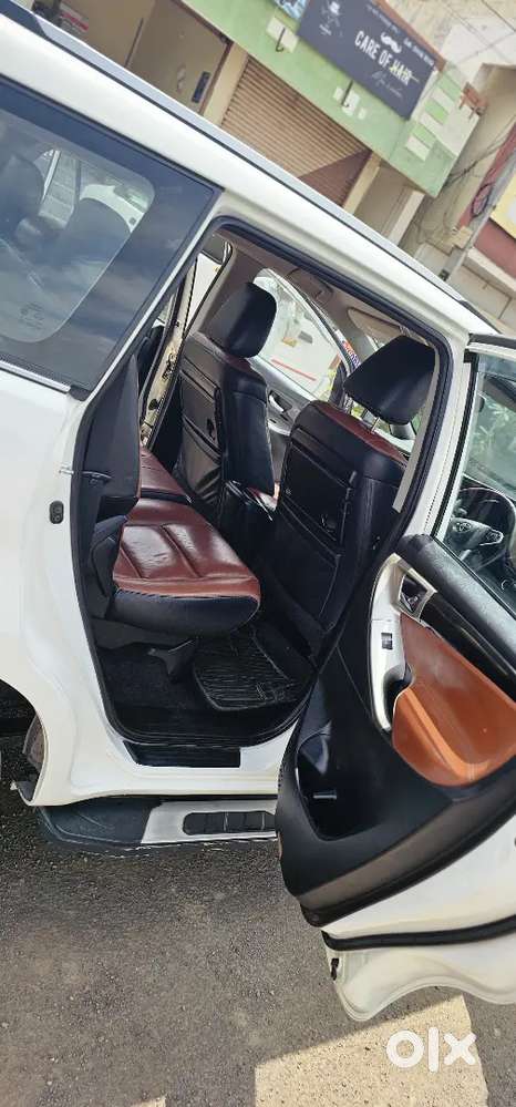 Toyota Innova Crysta 2017 Diesel 83000 Km Driven