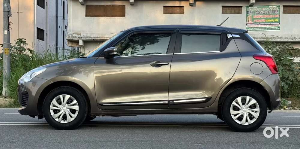 Maruti Suzuki Swift Vxi, 2021, Petrol