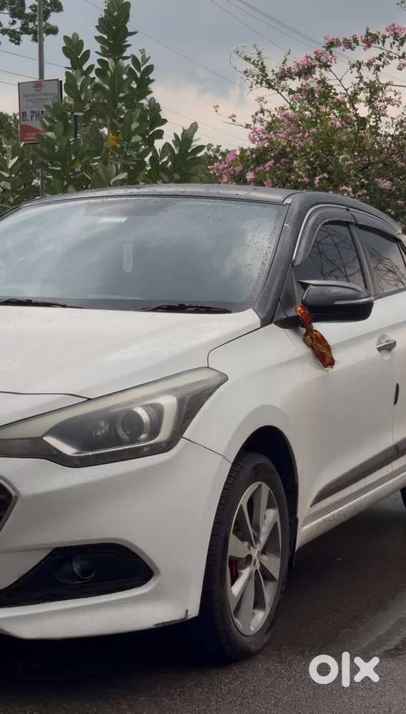 Selling My Hyundai Elite I20 Asta (o)