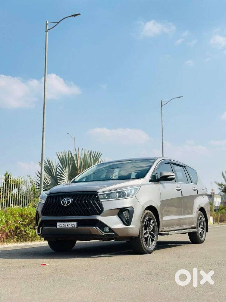 Toyota Innova Crysta