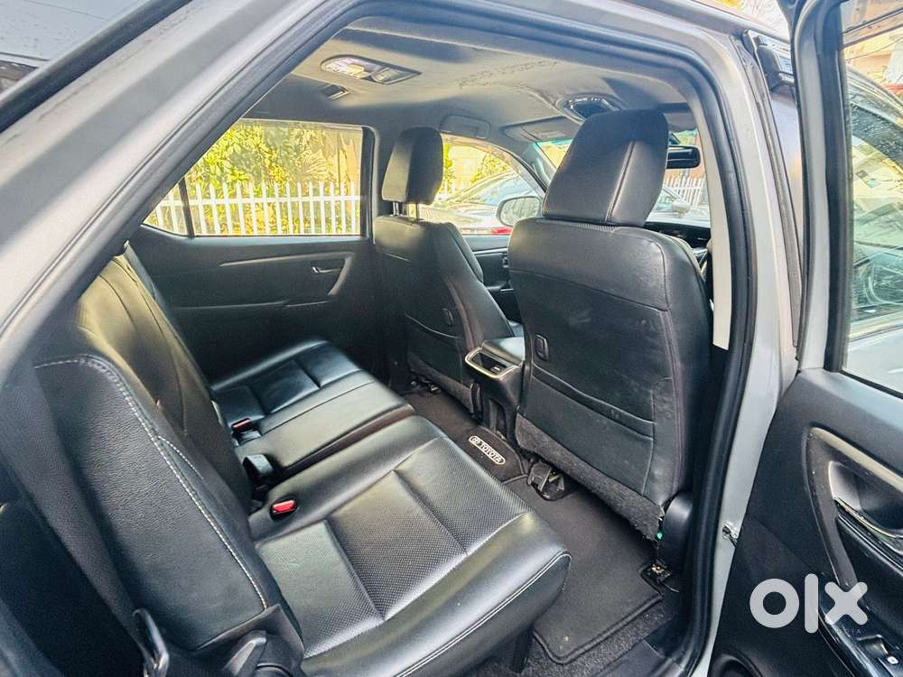 Toyota Fortuner [2021-ongoing] 2.8 2wd Diesel Mt, 2021, Diesel