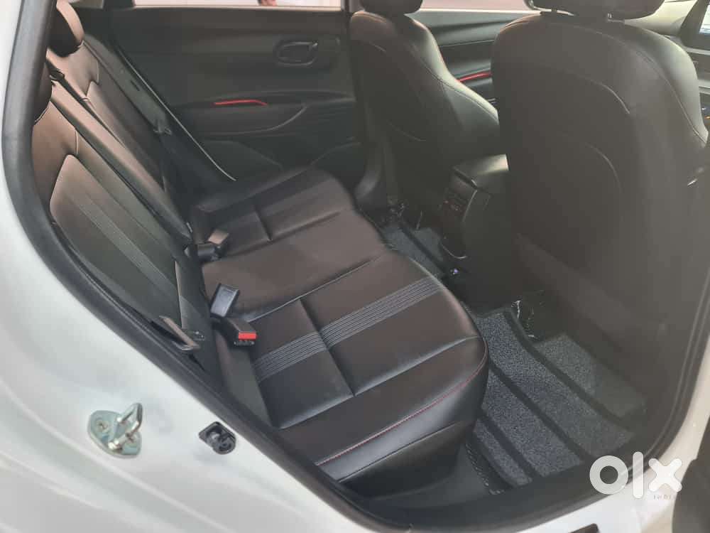 Hyundai I20 Asta (o) 1.0 Turbo Dct, 2022, Petrol