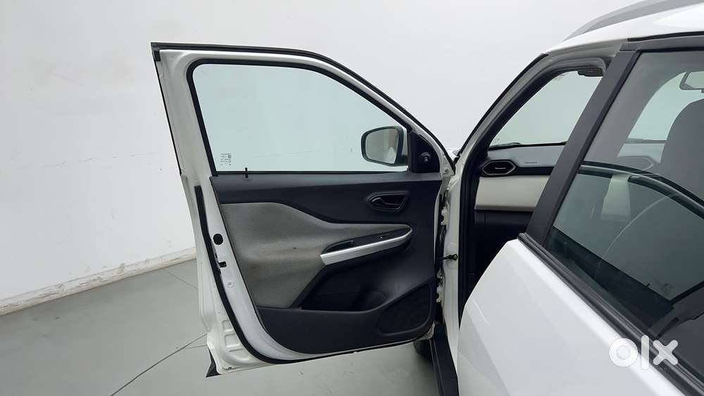 Nissan Magnite 1.0 Xe, 2023, Petrol