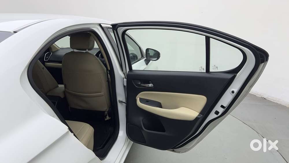 Honda City I-vtec V, 2021, Petrol