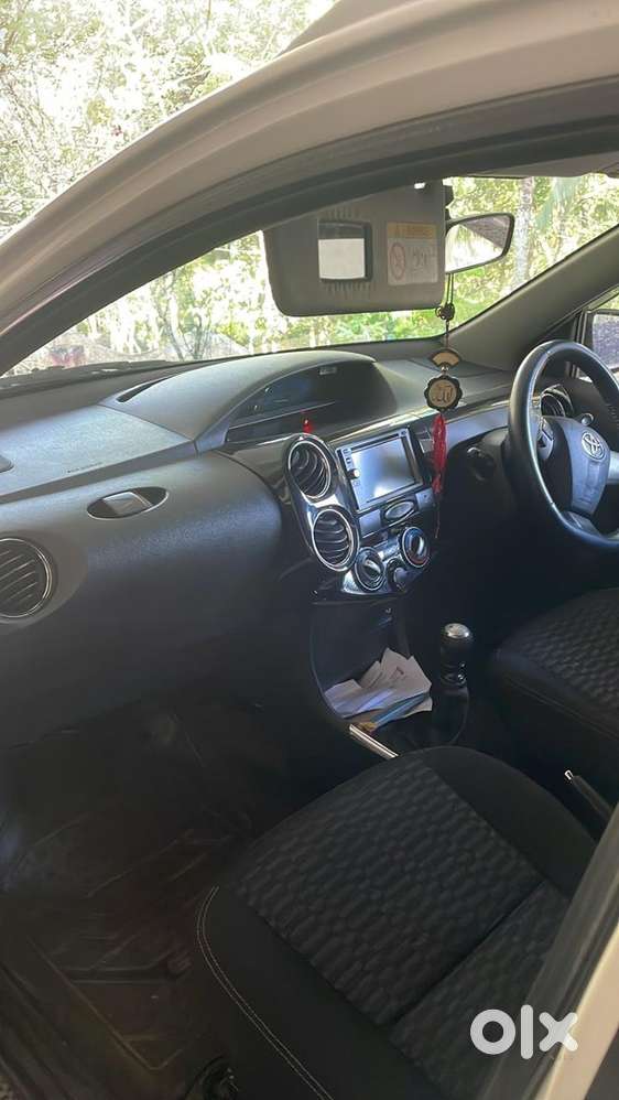 Toyota Etios Cross 2019