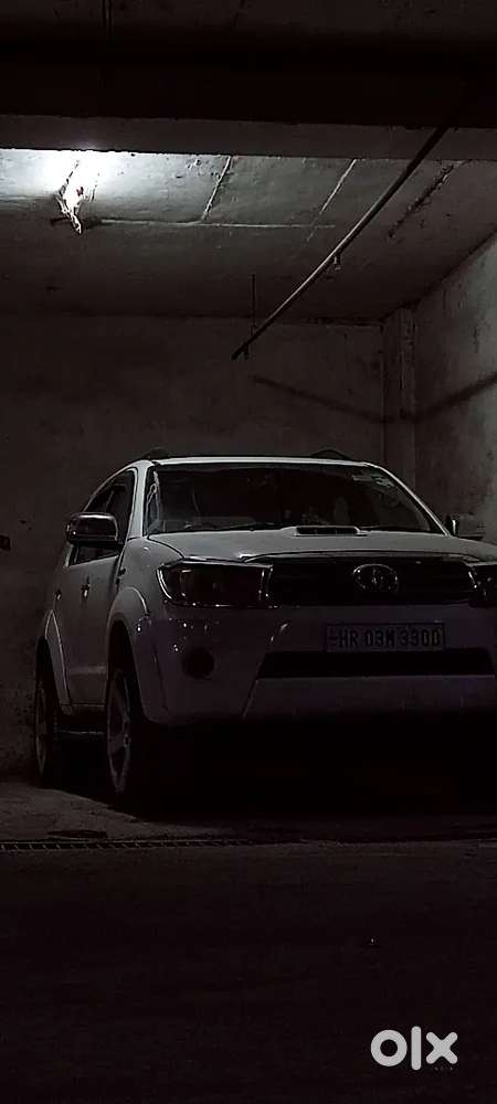 Toyota Fortuner 2011 Diesel Well Maintained