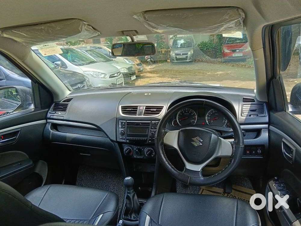 Maruti Suzuki Swift Vxi + Manual, 2017, Petrol