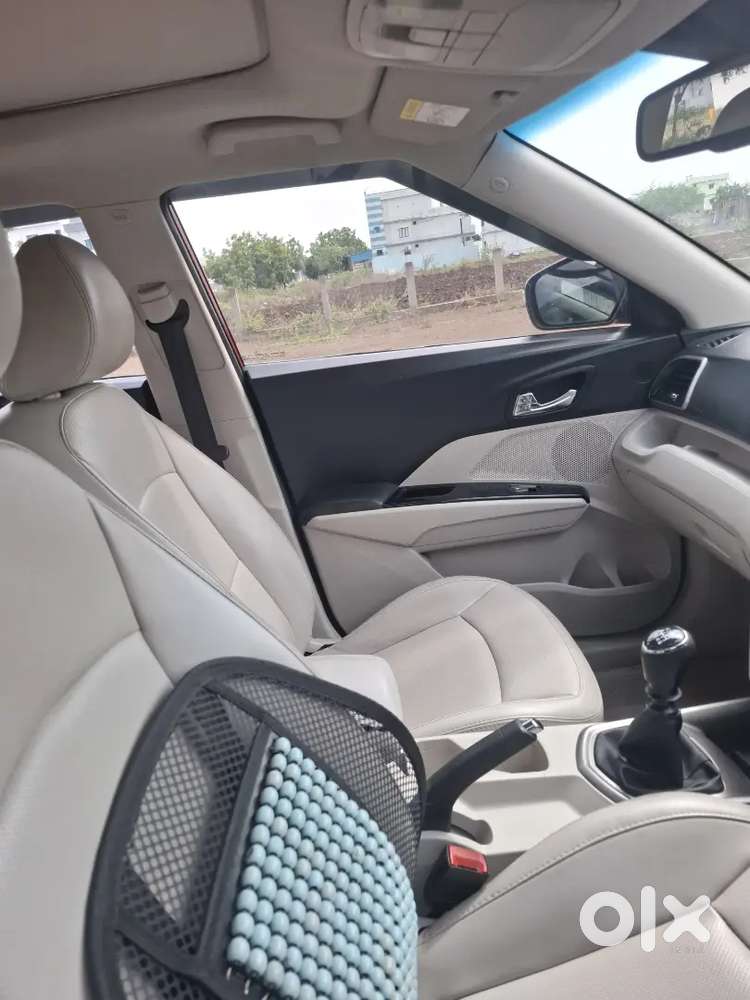 Mahindra Xuv300 W8 Petrol 2021
