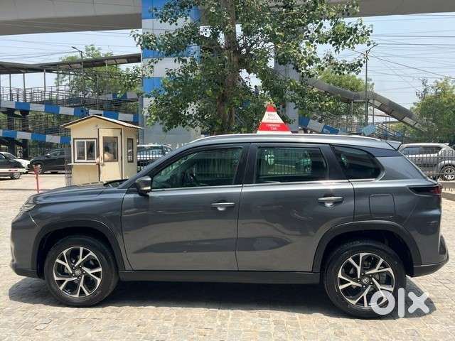 Toyota Urban Cruiser Hyryder 1.5 V Hybrid, 2024