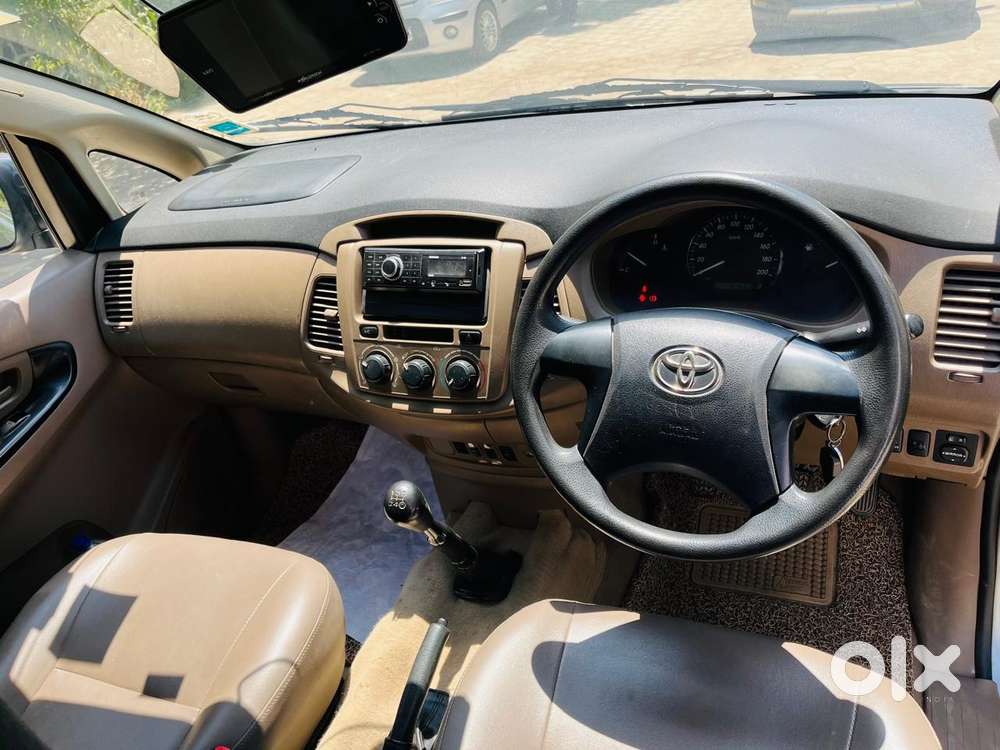 Toyota Innova 2.5 G (diesel) 7 Seater, 2015, Diesel