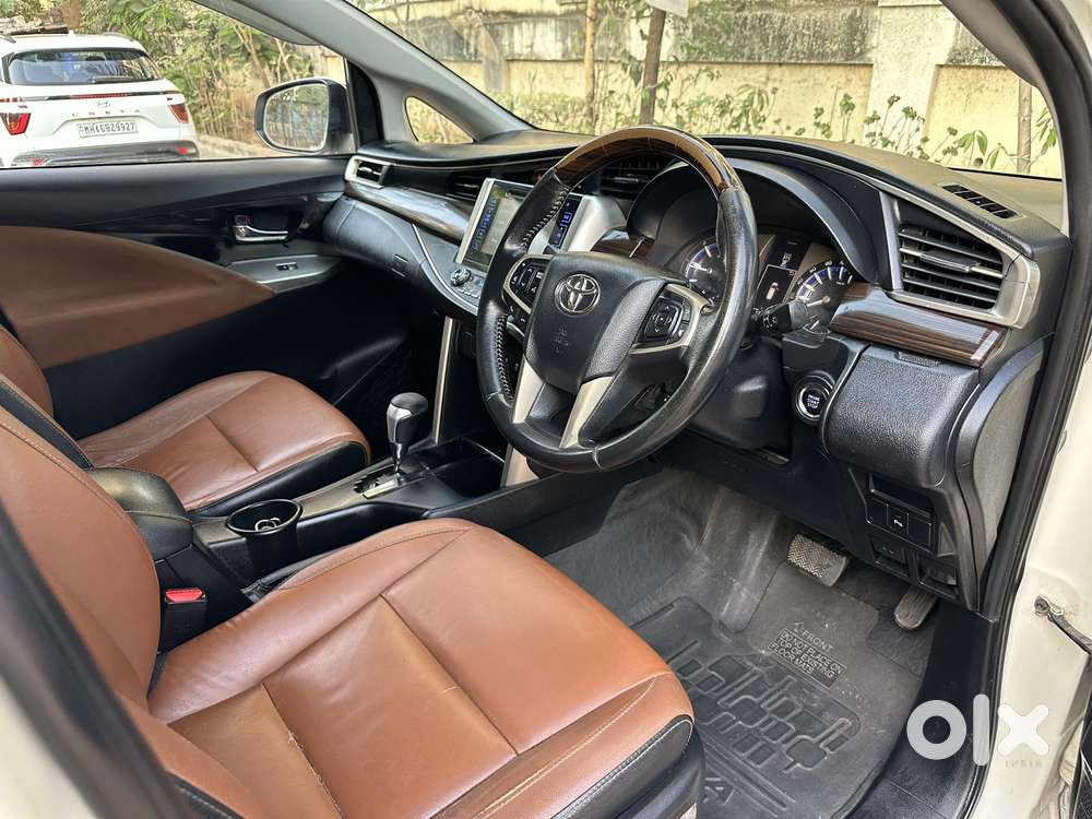 Toyota Innova Crysta