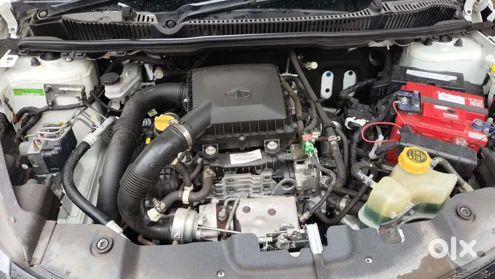 Tata Nexon 1.2 Revotron Xma, 2018, Petrol