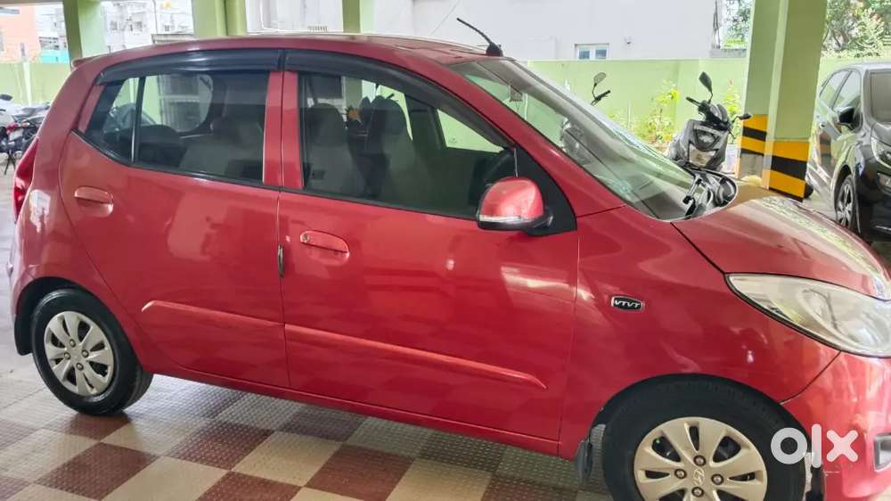 Hyundai Grand I10 Sportz 2011