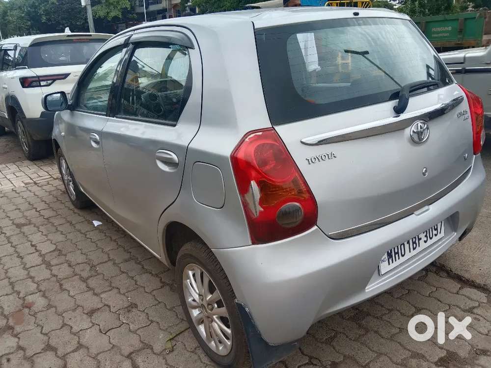 Toyota Etios Liva 2012