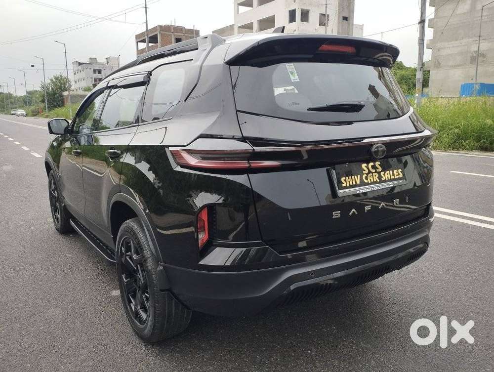 Tata Safari Adventure X Plus 7 Str Dark Edition At, 2025, Diesel