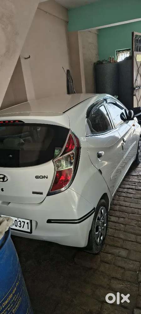 Hyundai Eon Magna 2016 Petrol Manual