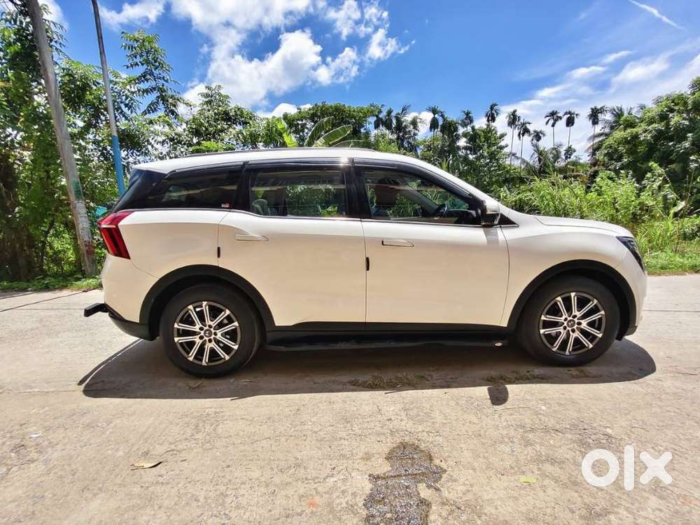 Mahindra Xuv700 2.2 Ax 7 Diesel Mt Luxury Pack Str, 2025, Diesel