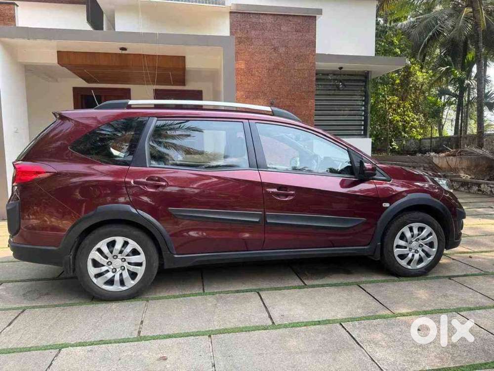 Honda Br-v 2018 Cng & Hybrids 53000 Km Driven
