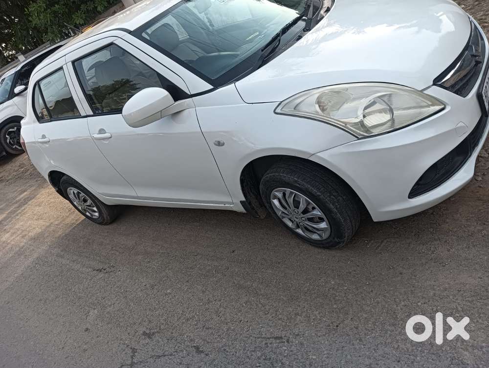 Maruti Suzuki Dzire 1.2 Lxi, 2016, Petrol