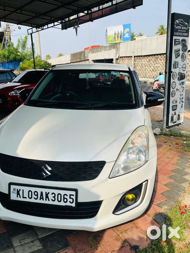 Maruti Suzuki Swift Vvt Zxi, 2016, Petrol