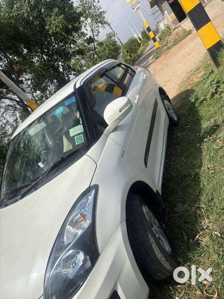 Maruti Suzuki Swift Dzire 2013 Petrol Well Maintained