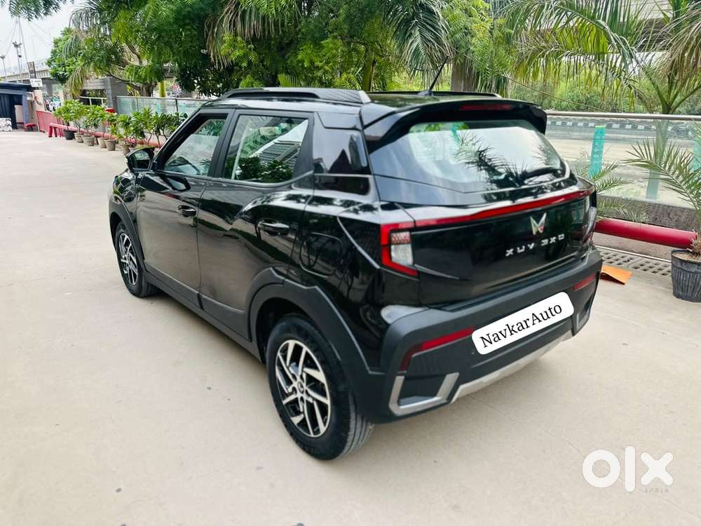 Mahindra Xuv 3xo Ax5l 1.2 Petrol At, 2026, Petrol