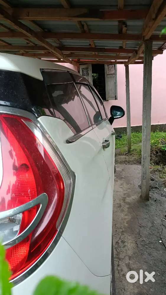 Mahindra Marazzo 2019 Diesel 200000 Km Driven
