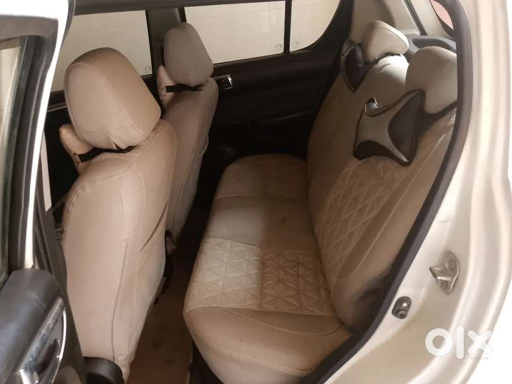 Maruti Suzuki Swift Lxi 2017