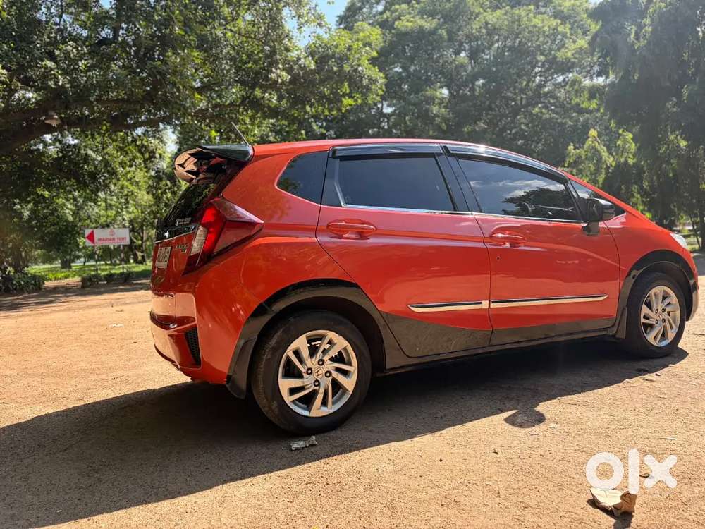 Honda Jazz Vx Petrol 2015