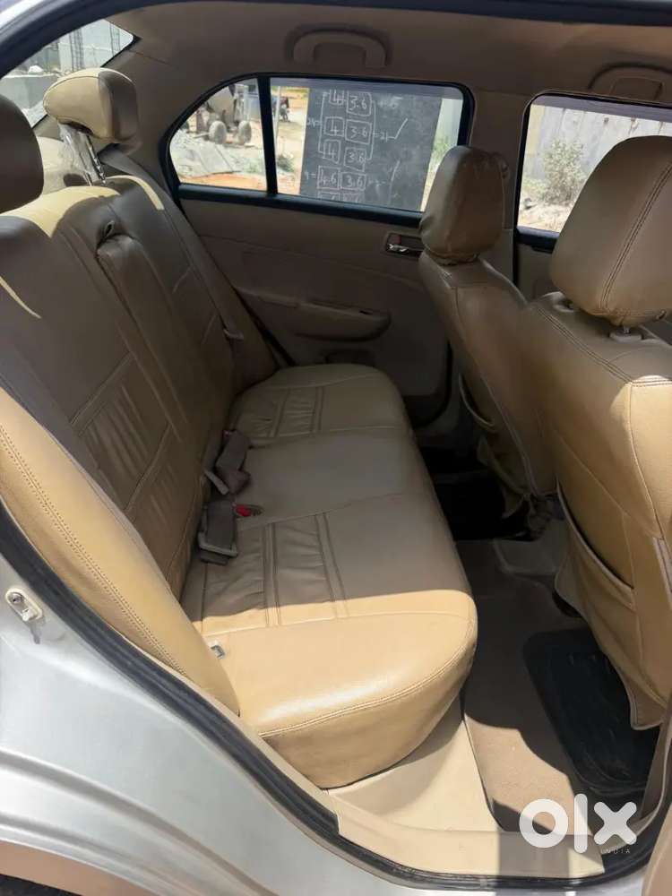 Maruti Suzuki Dzire 1.2 Vxi 2013