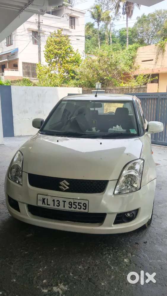 Maruti Suzuki Swift 2009 Diesel 132000 Km Driven