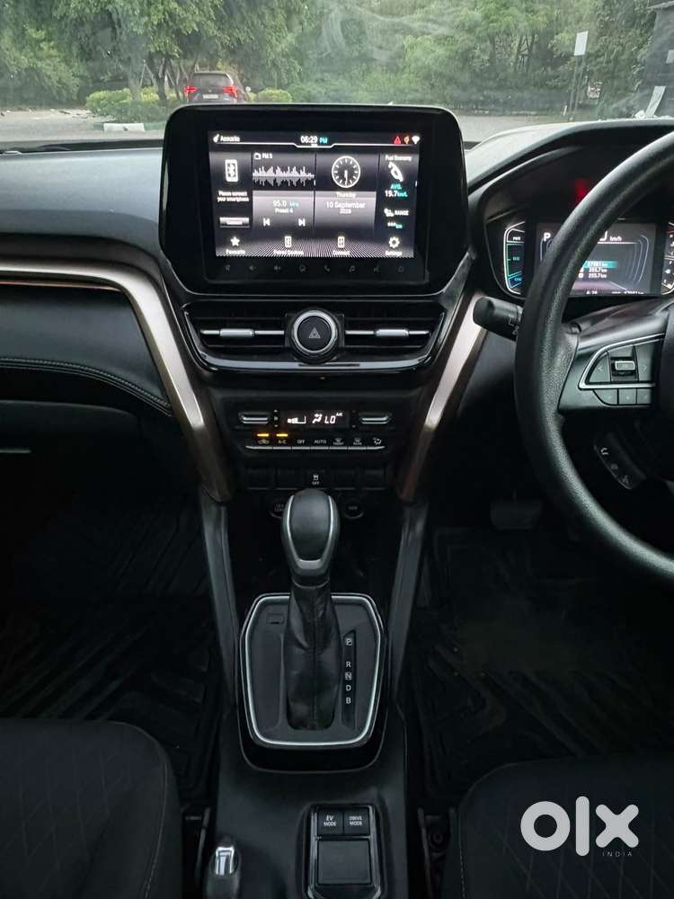 Maruti Suzuki Grand Vitara 1.5 Zeta Smart Hybrid At, 2023, Petrol