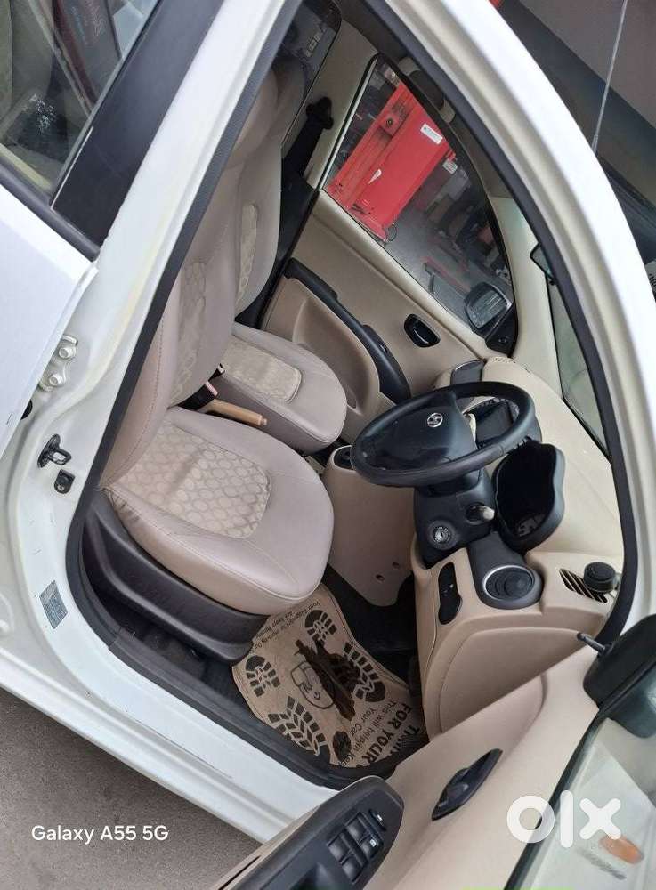 Hyundai I10 Magna At, 2010, Petrol