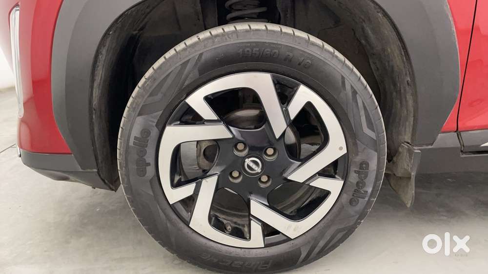 Nissan Magnite 1.0 Xv Premium Turbo Cvt, 2022, Petrol