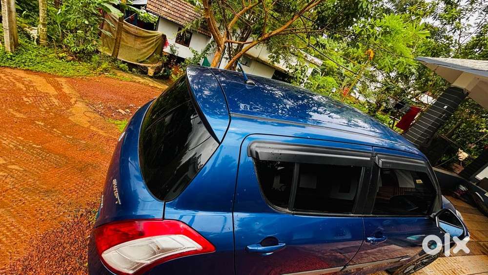 Maruti Suzuki Swift 2013 Diesel 129000 Km Driven