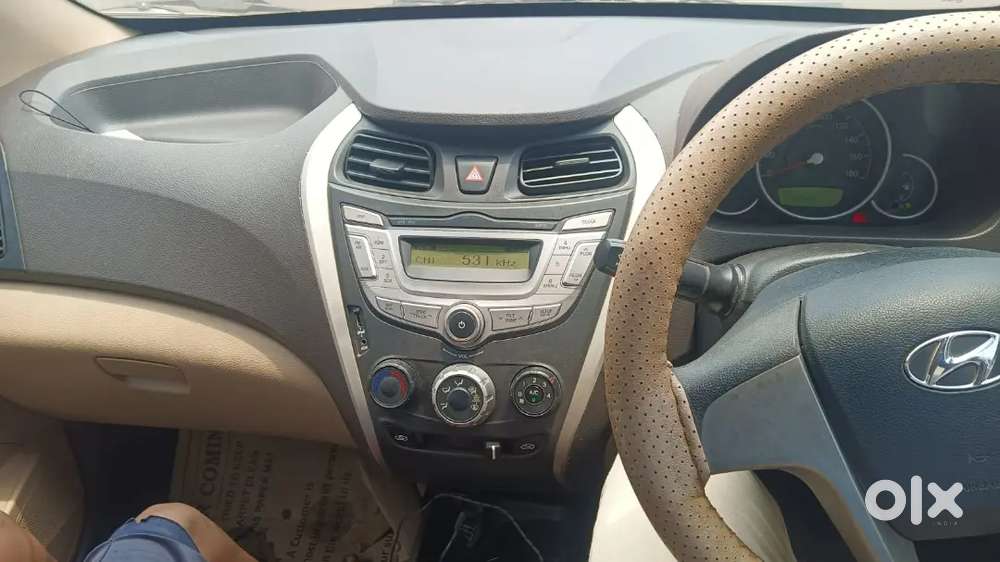 Eon Car Selling, 4 Tyres Nee, And New Battery