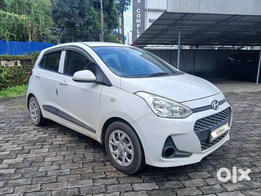 Hyundai Grand I10 Sportz(o) 1.2 Mt, 2017, Petrol
