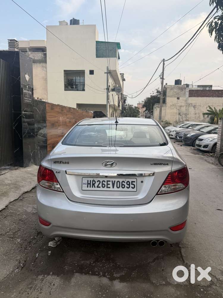 Hyundai Verna Vtvt 1.6 Sx, 2012, Petrol